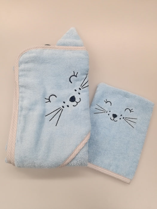 Toalla Con Capucha Celeste Born