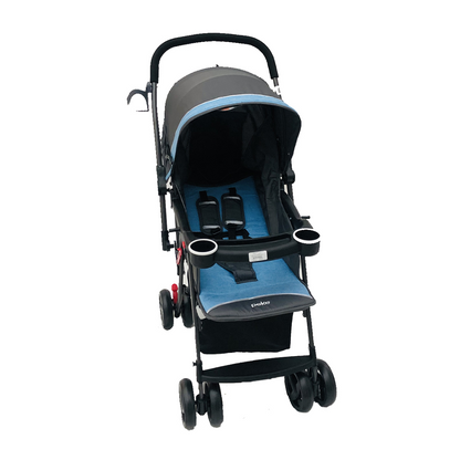 Coche con manubrio reversible