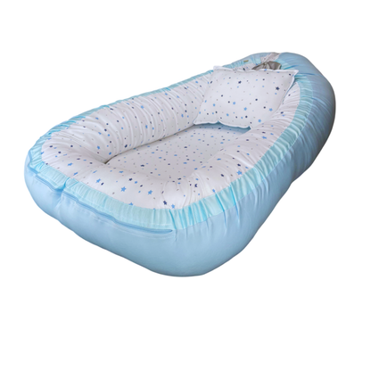 Nido colecho celeste con estrellas