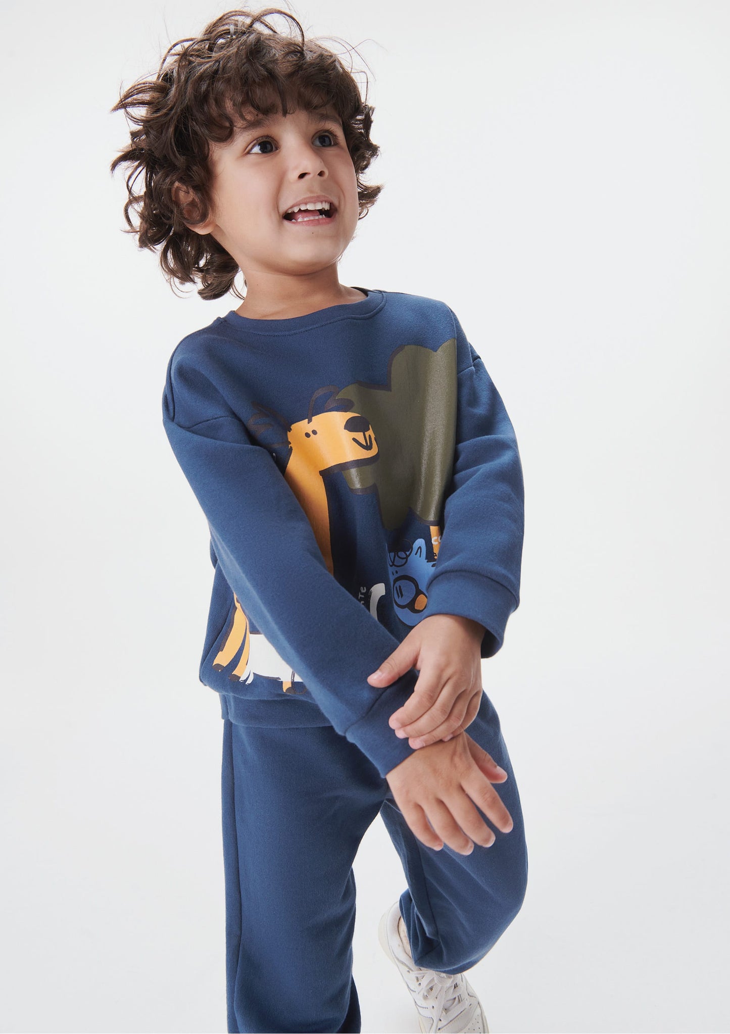 Conjunto de Buzo y pantalón para niño