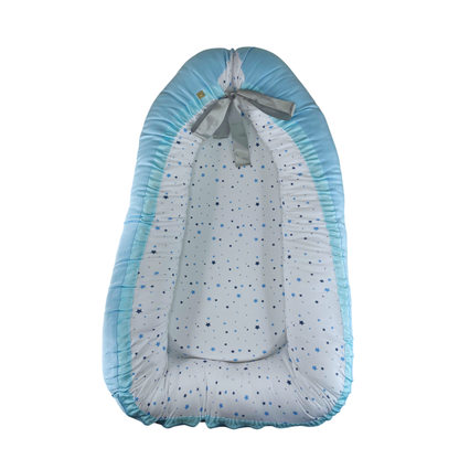 Nido colecho celeste con estrellas