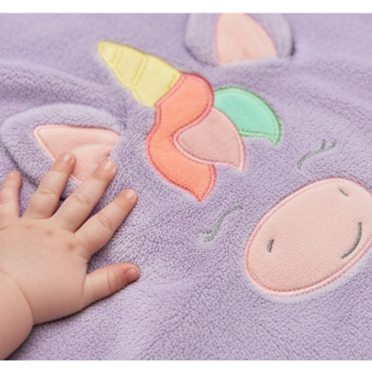 Cobija Con Capucha Unicornio B4 Baby