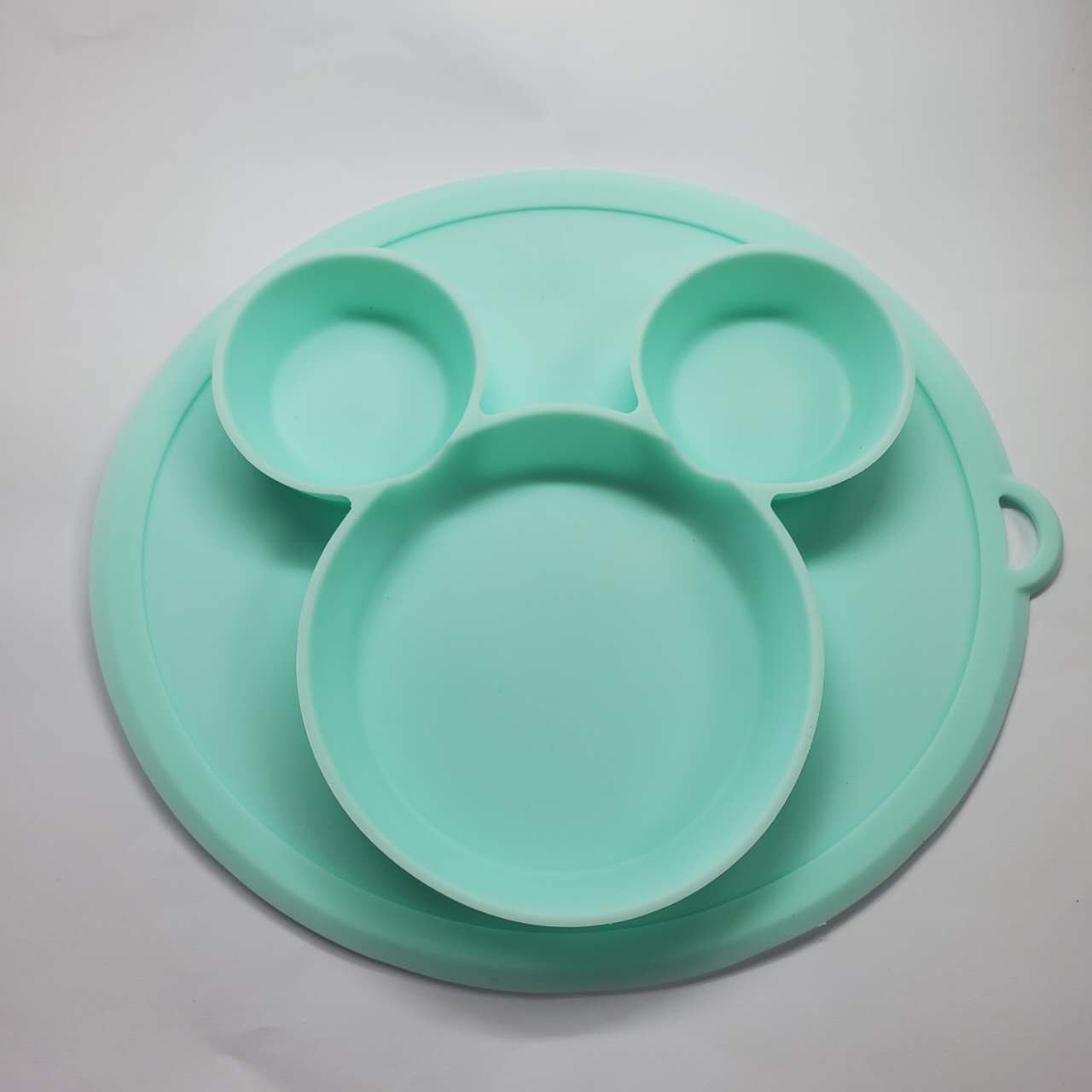 Plato 2 en 1 con divisiones de silicona