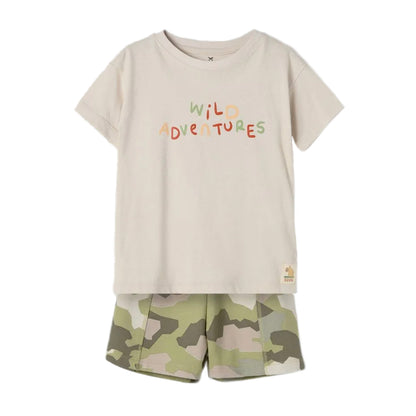 Conjunto camiseta y bermuda niño