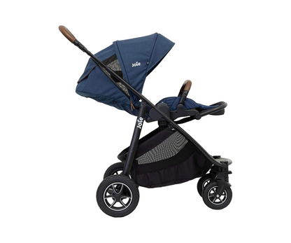 Coche Versatrax W/ Rc And Adpt Deep Sea Joie