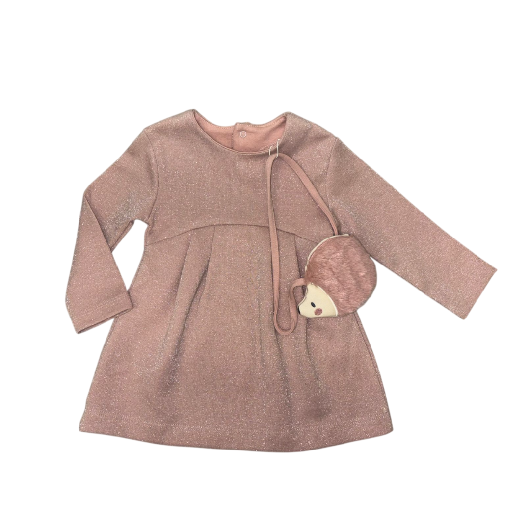 Vestido con bolso